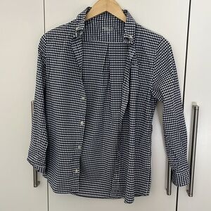 Vineyard Vines navy and white check shirt boys size m (12-14) button down